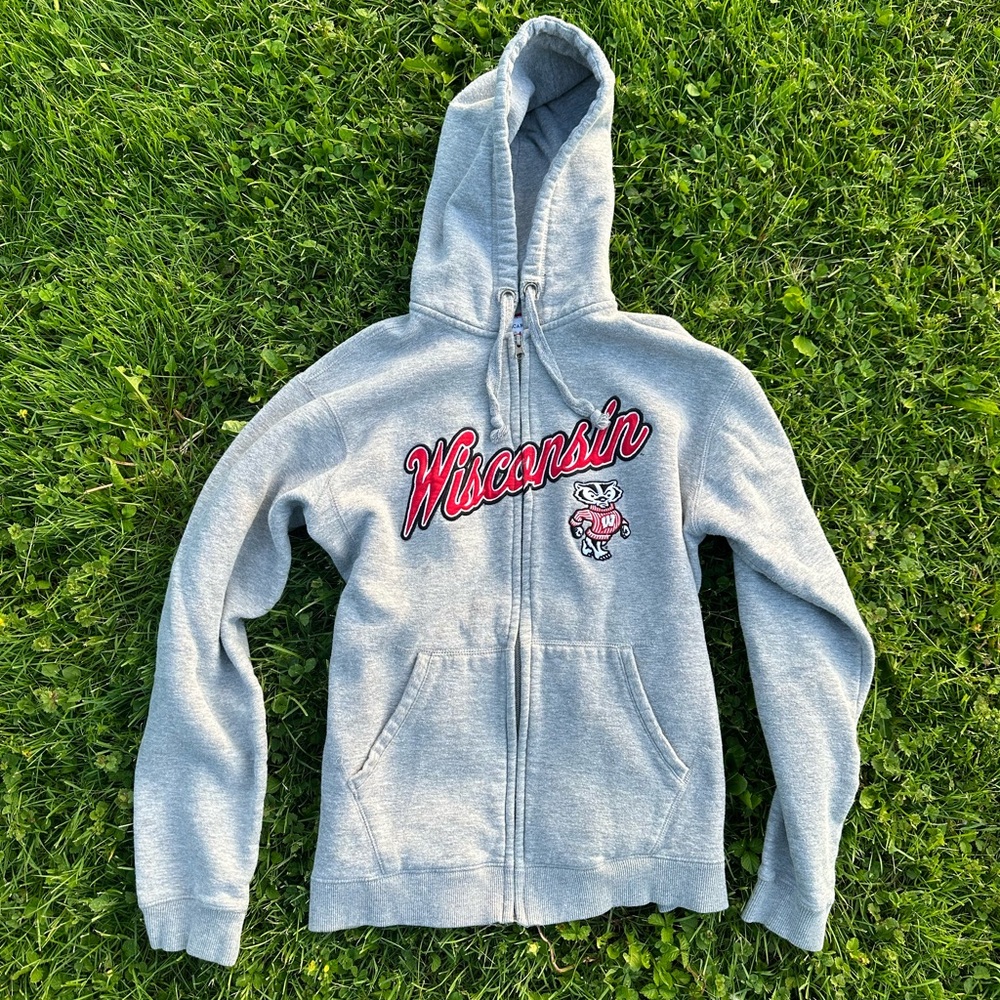 Wisconsin Badger Sweatshirt - Size Large Hoodie